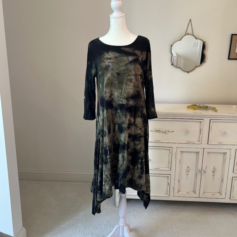 Luna Luz Green Tie-Dye Dress Size Medium Variable Length Hem